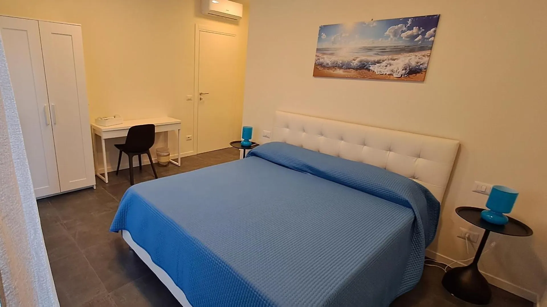 Nina B&B Rho Italy