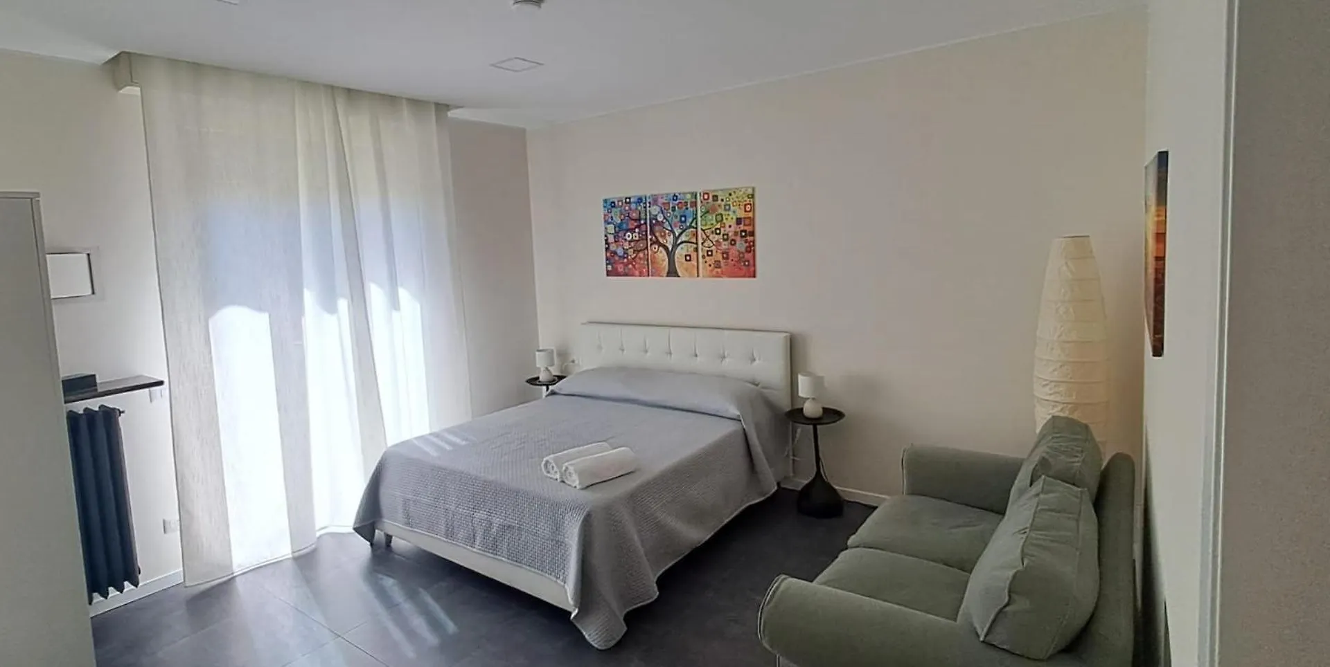 Nina B&B Rho Bed & Breakfast